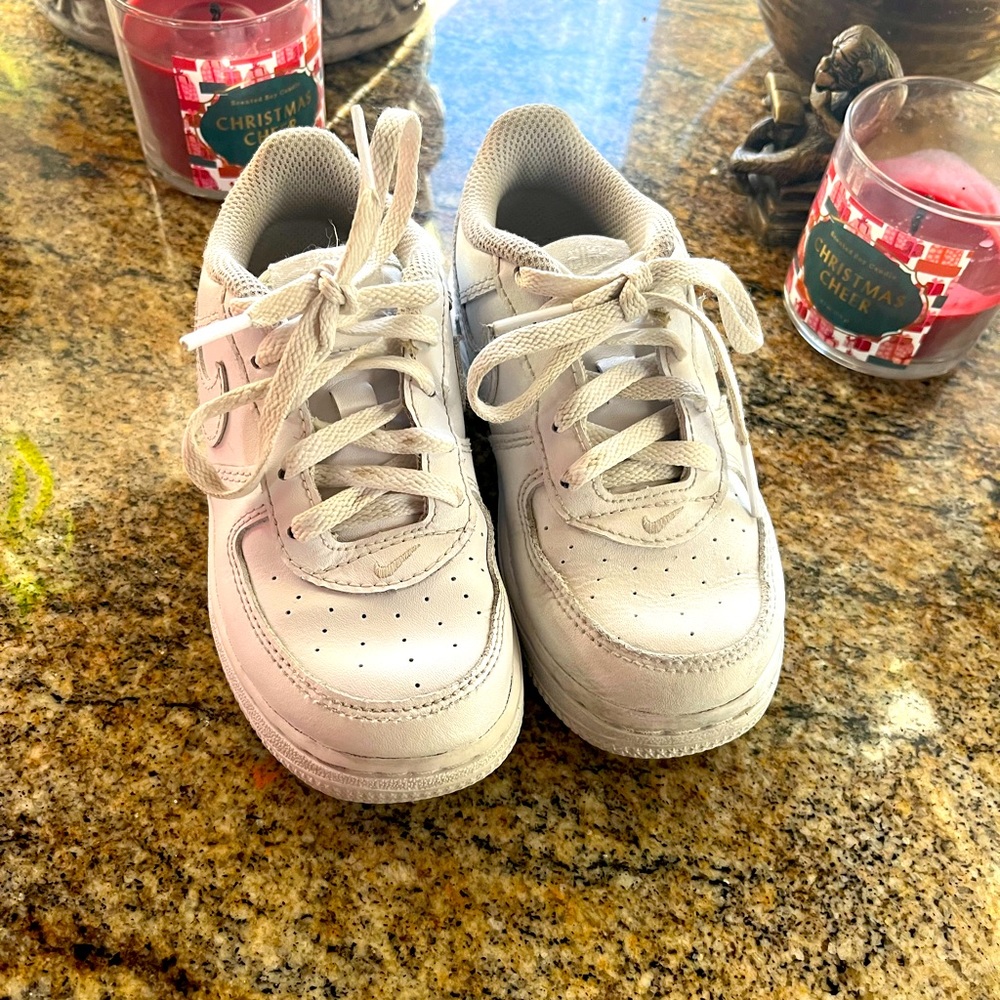 Nike Air Force ones good condition soles not worn out comes w/original box